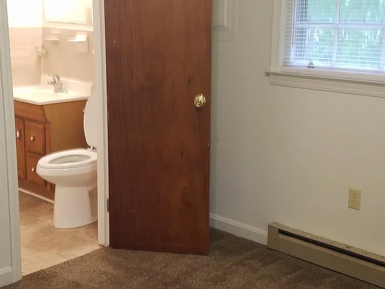 102 Willow Creek Cir — Photo 10