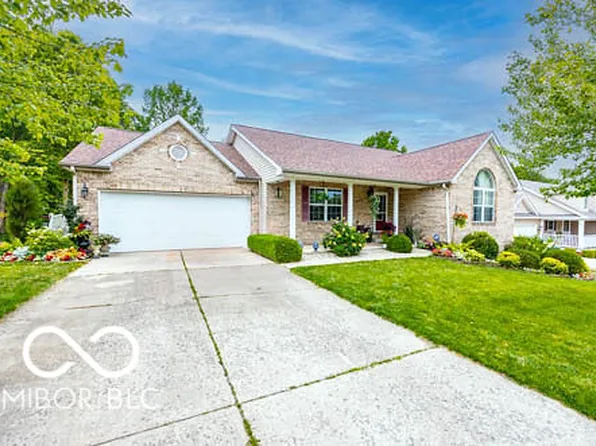 2929 Stoneleigh Dr, Richmond, IN 47374