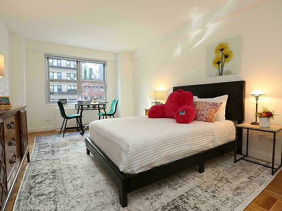 5th image of 500 E 77th St APT 1205