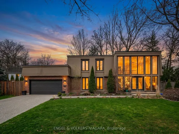 2459 Noella Cres, Niagara Falls, ON L2J 3H7