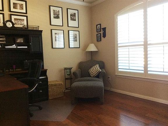 4th image of 4200 Wembley Ct