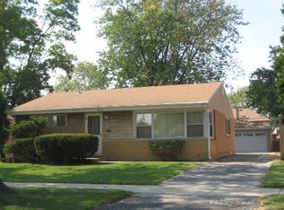 8352 N Odell Ave, Niles, IL 60714
