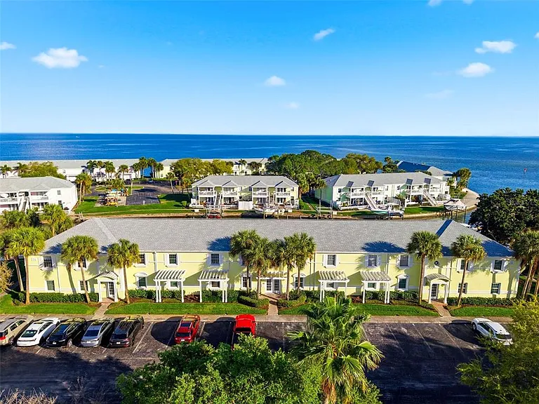 5174 Beach Dr SE #D — Photo 44