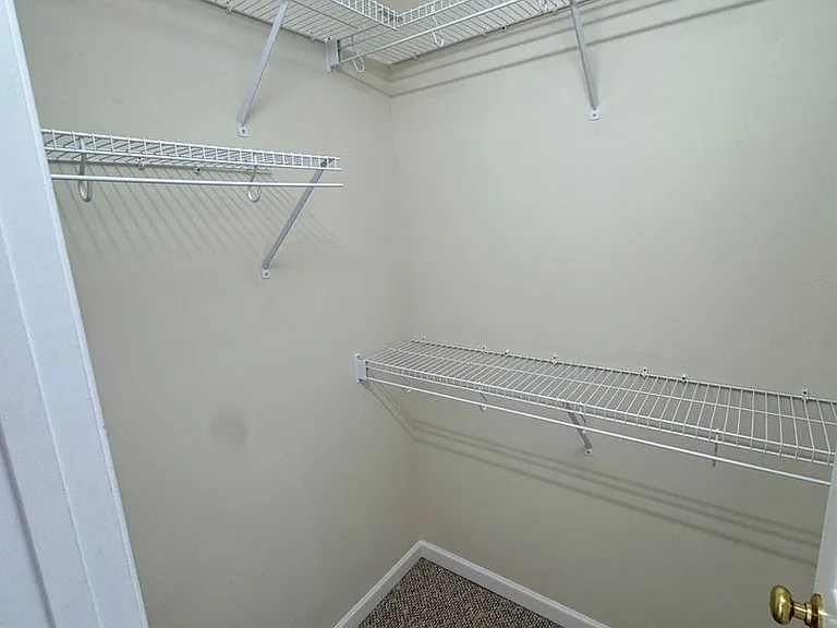 131 Joyce Dr — Photo 13