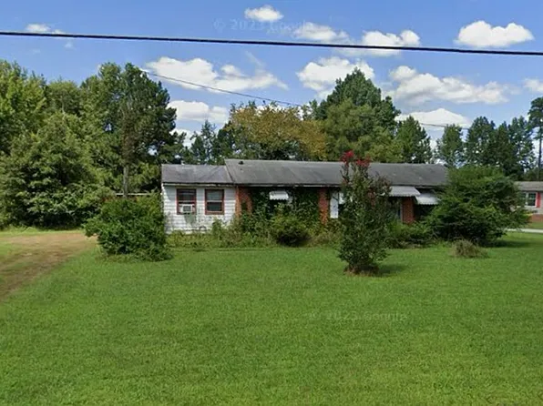 1112 W Main St, Waverly, VA 23890