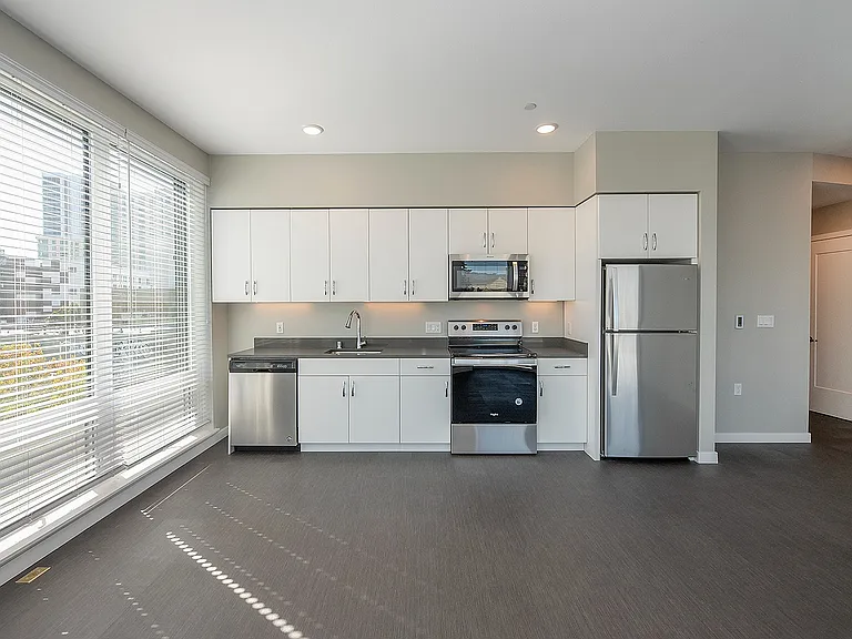 Monogram Apartments — Photo 13