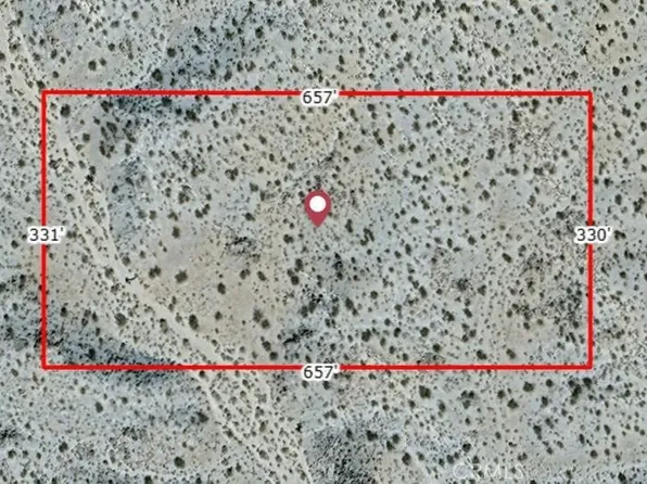 410 Black Canyon Rd, Hinkley, CA 92347