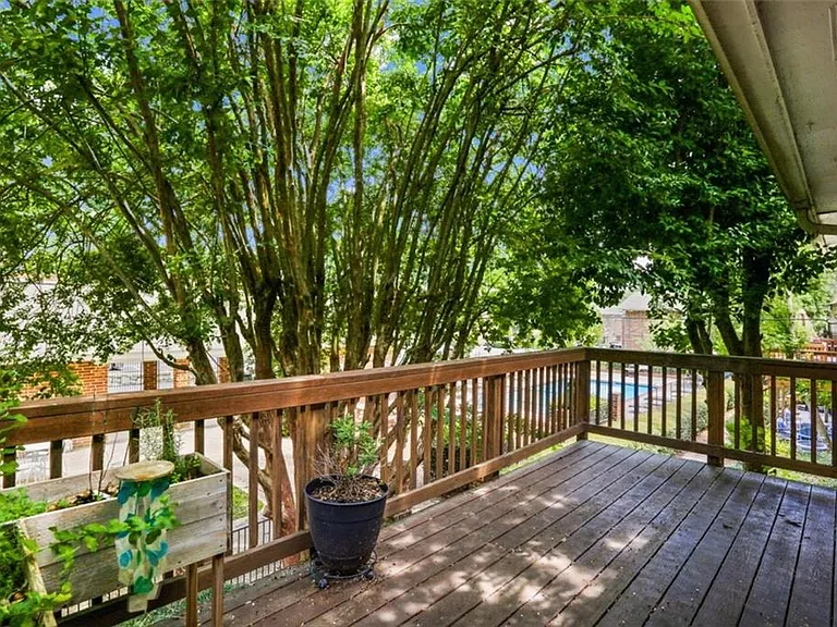 4266 Roswell Rd NE #G4 — Photo 16