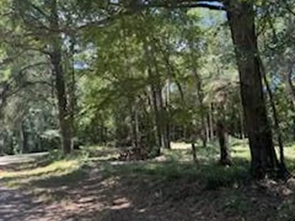 252 Ensign Dr, Hemphill, TX 75948