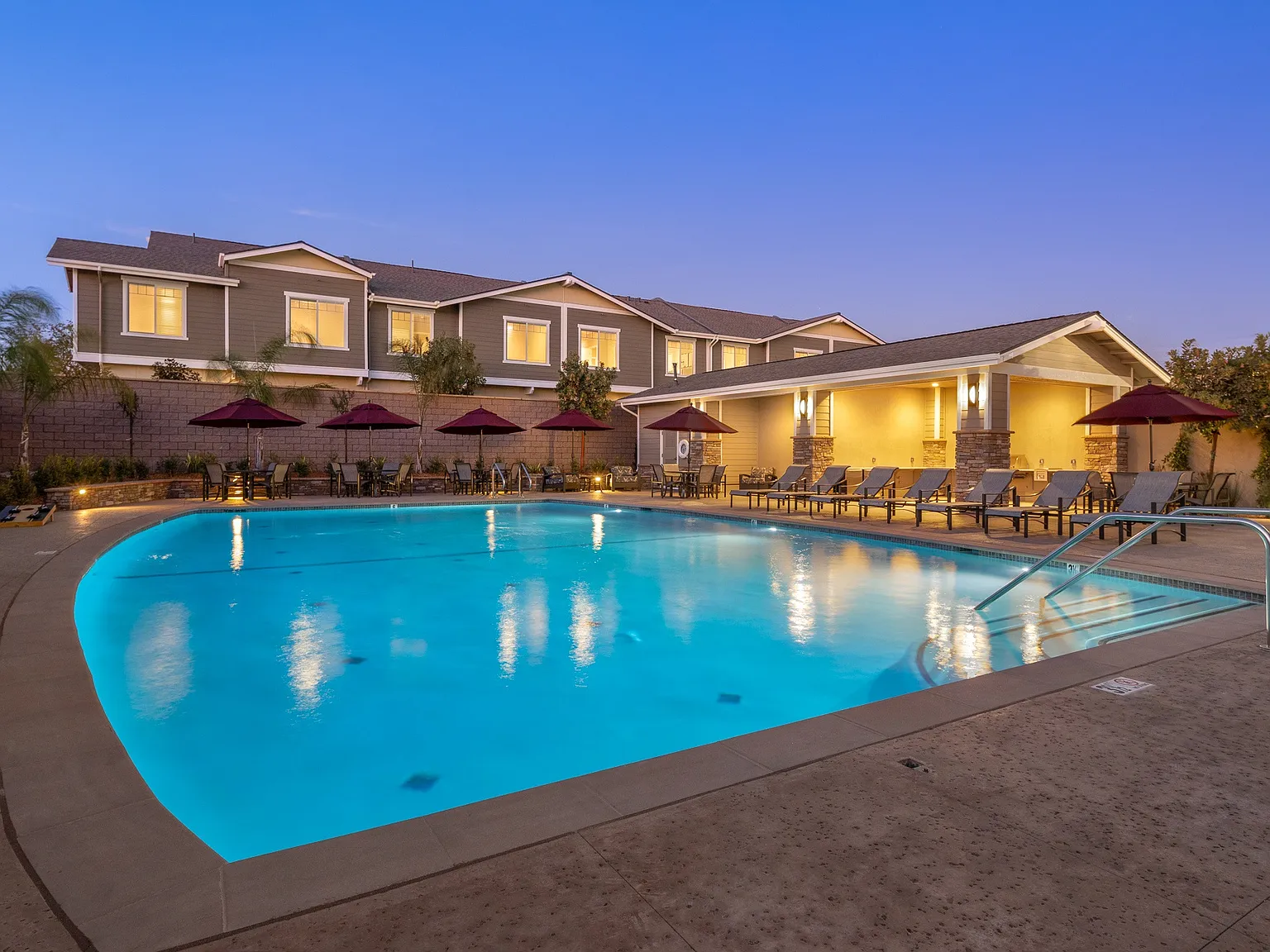 Sendero Townhomes — Photo 1