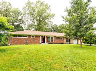 4914 Mount Royal Rd, Saint Louis, MO 63128