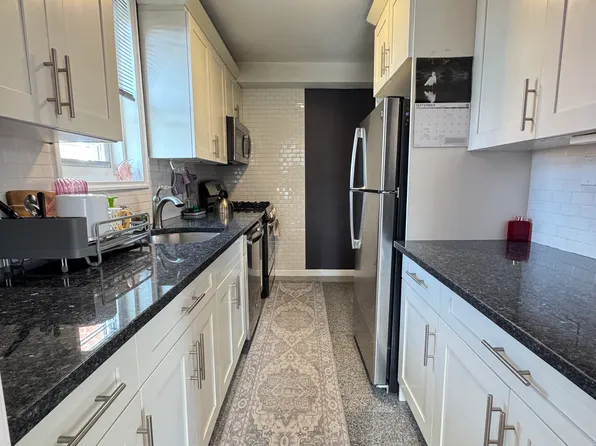 350 Richmond Terrace image 8 of 22