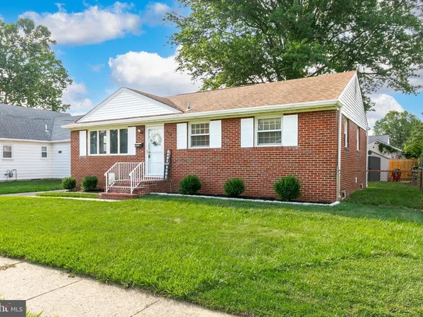 619 W Madison Ave, Magnolia, NJ 08049