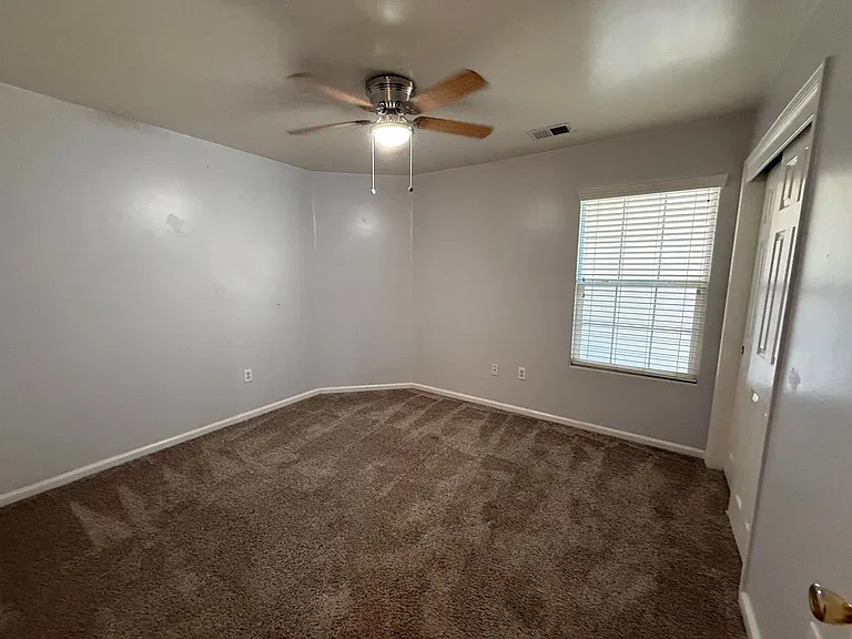 10919 Golden Valley Dr — Photo 12