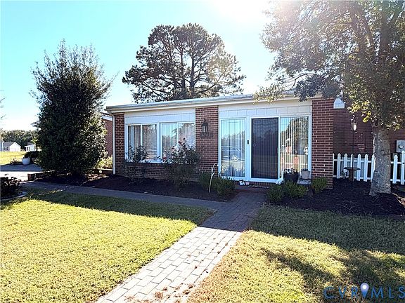 4th image of 4702 Cedar Ln