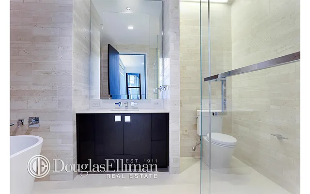 Rented by Douglas Elliman | media 14