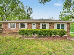 2104 W Wood St, Rogers, AR 72756