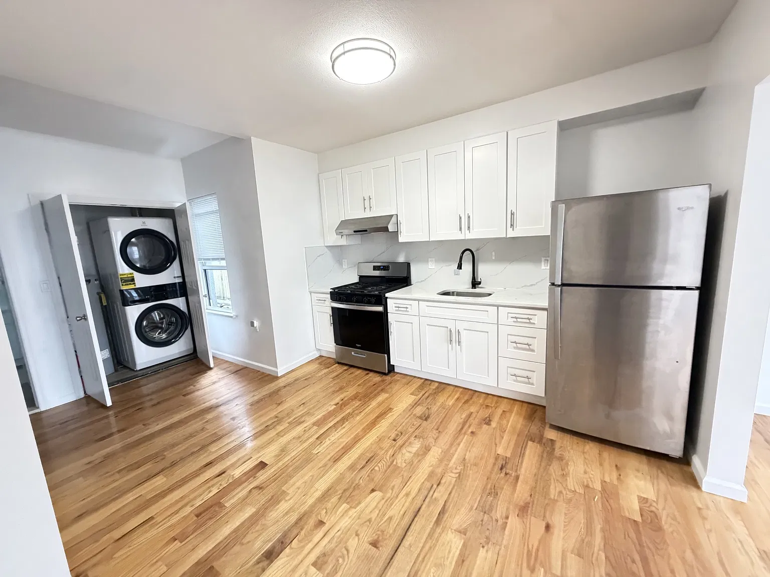 13016 Liberty Ave — Photo 1