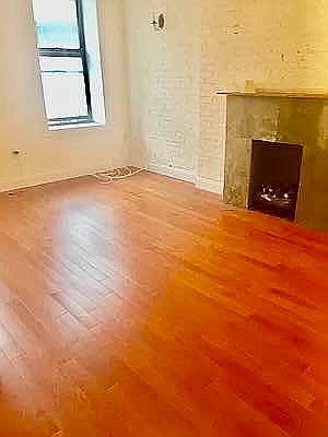 5th image of 57 W 82nd St #5