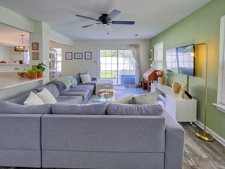 108 Seabright Way #B-5 — Photo 5