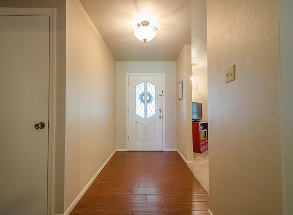 3rd image of 2400 Dartmouth Dr