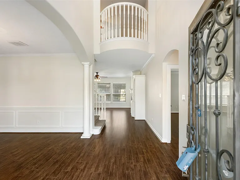 19907 Stone Lake Cir — Photo 4