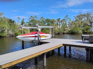 576 14th St N, Naples, FL 34102