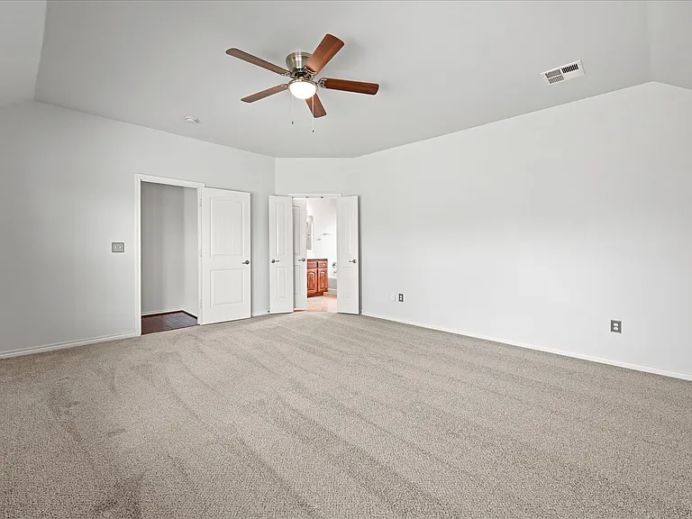 8725 Pikes Peak Rd — Photo 49