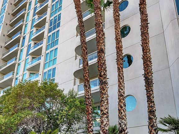 4th image of 2857 Paradise Rd Unit 1405