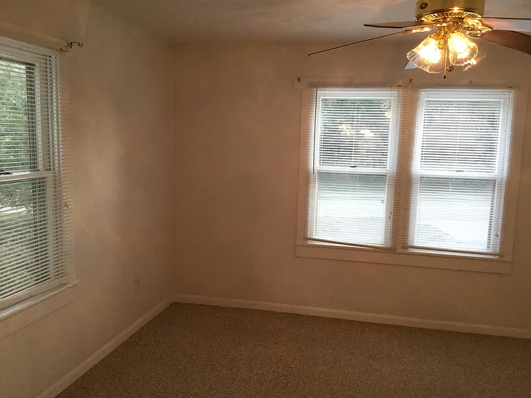 5301 Pierce Ln — Photo 12
