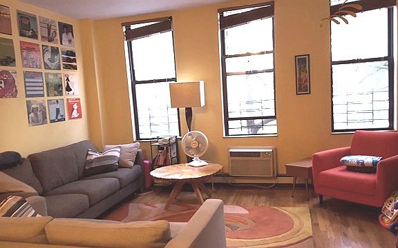 3rd image of 15 W 104th St APT 2B