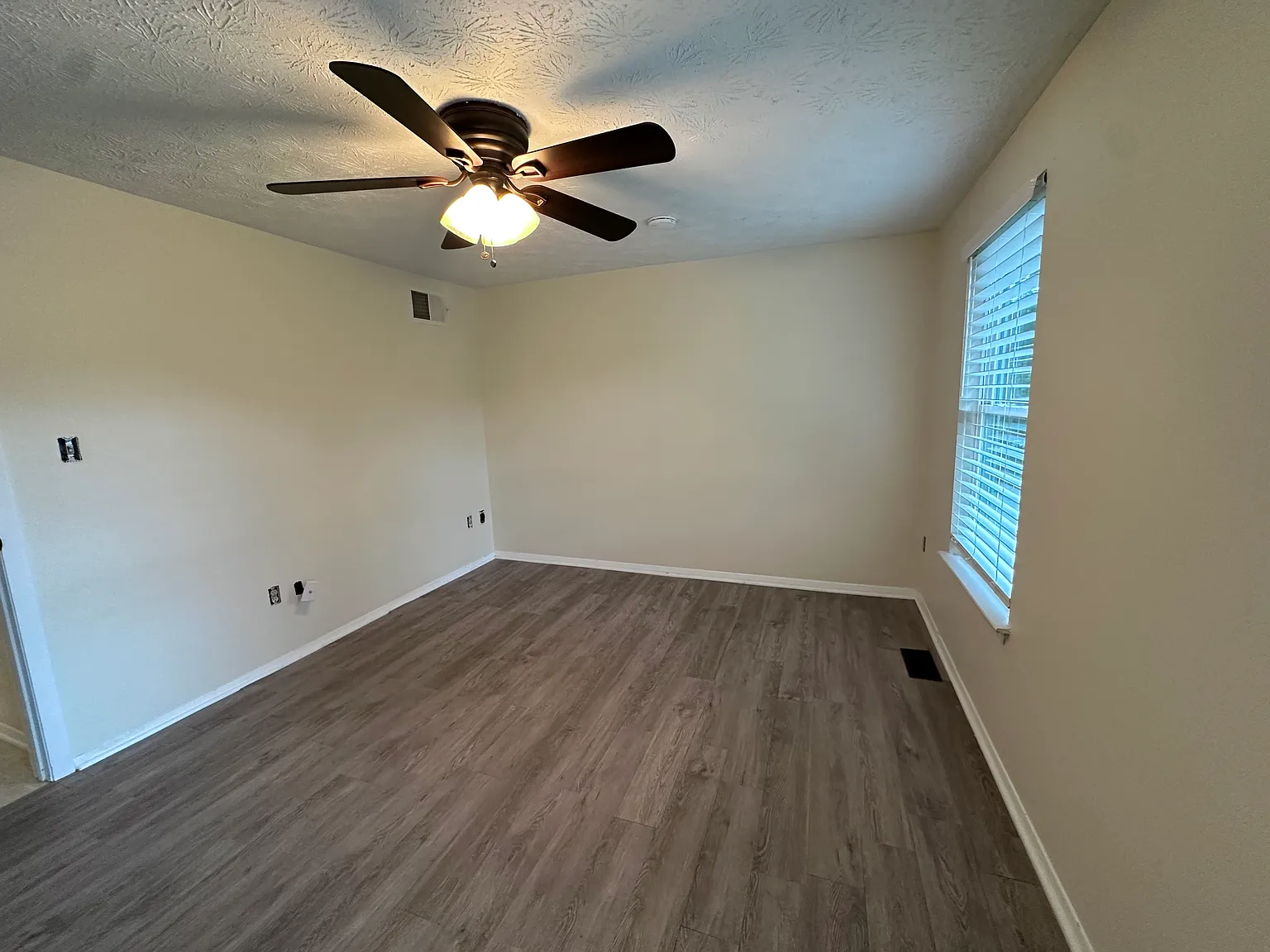 2 bed, 1440 sqft, $2,475 — Photo 3