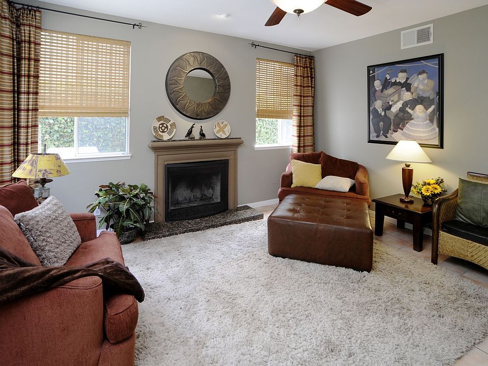 1st image of 441 Villa Blanca Ct
