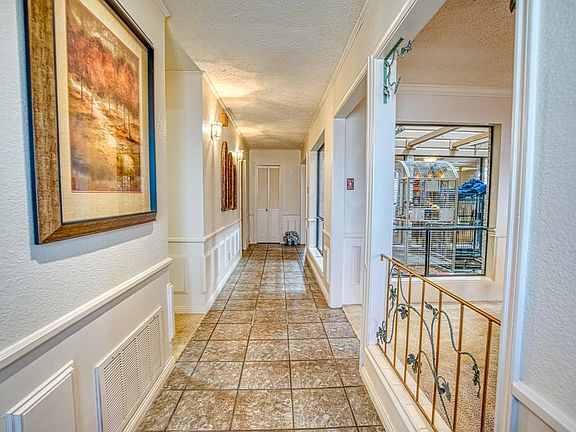 2nd image of 207 Coronado Dr