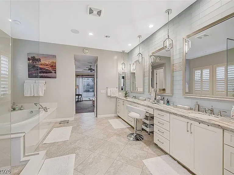 81 Navarra Canyon Ct — Photo 53