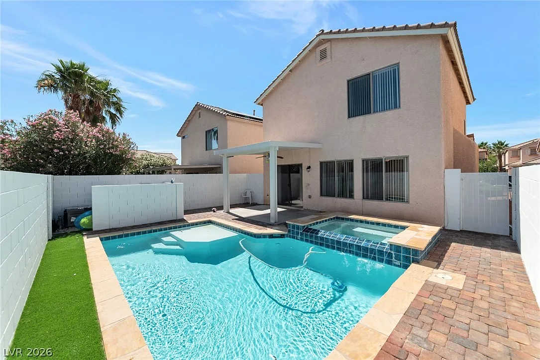 3 bed, 2.5 bath, 1462 sqft, $2,795 — Photo 1