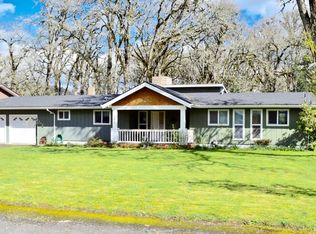 195 Oak Ln, Lebanon, OR 97355