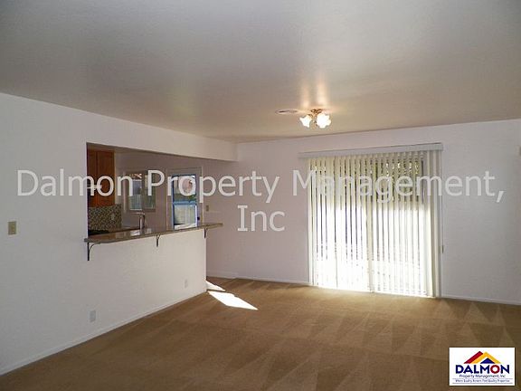 3rd image of 85 Western Dr