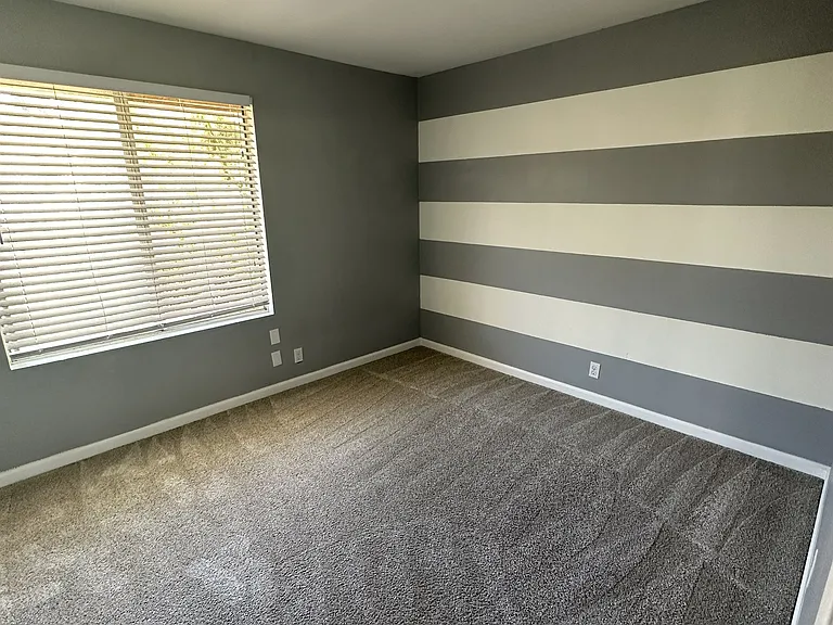 1619 Manzana Way — Photo 17