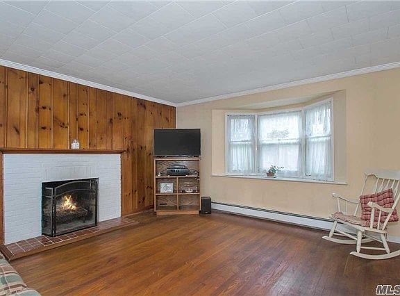 5th image of 167 Donegan Ave