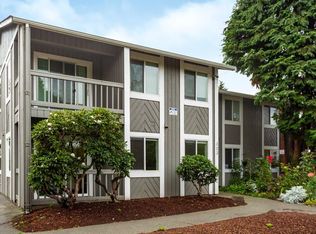 303 Houser Way S APT 2, Renton, WA 98057
