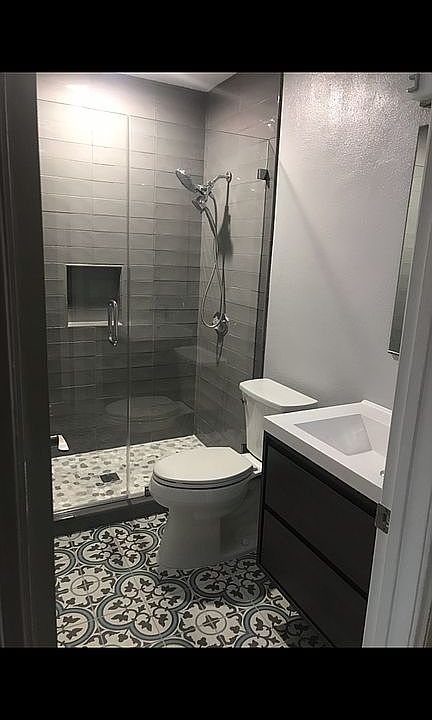 1st image of 977 S Hedin Cir
