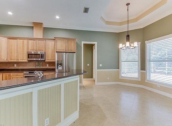 2nd image of 10285 Avonleigh Dr