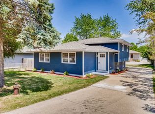 525 1st St, Lemont, IL 60439