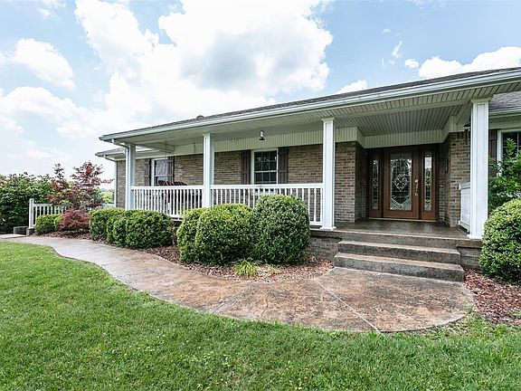 2nd image of 655 Ballard Ln