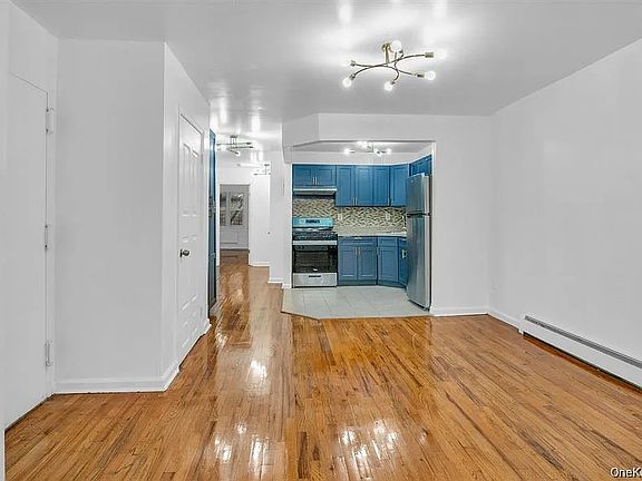 5th image of 1717 S Prairie Ave APT 1008