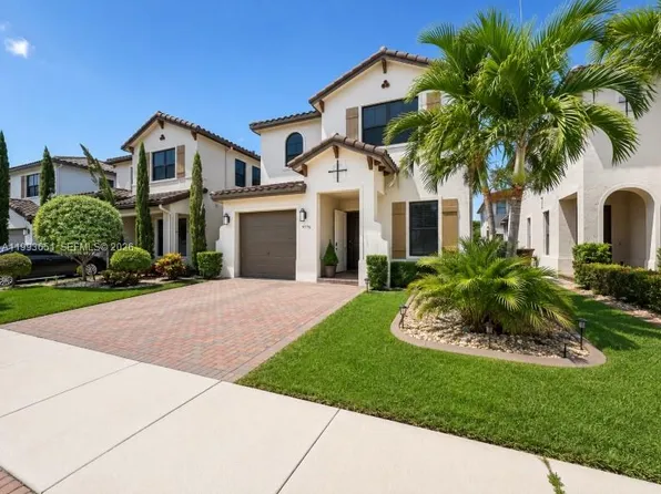 9776 W 34th Ave, Hialeah, FL 33018
