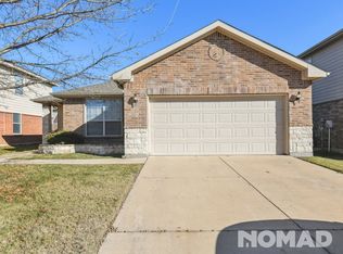 8616 Star Thistle Dr, Fort Worth, TX 76179