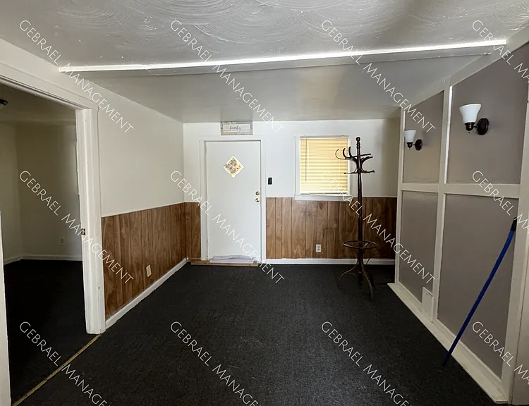 5485 Detroit St — Photo 6