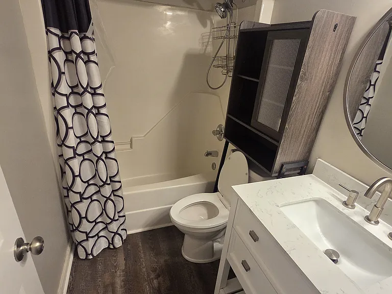 403 Judges Ct — Photo 32